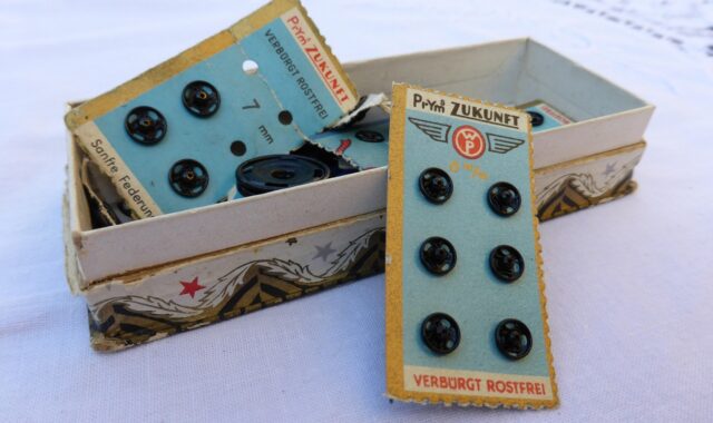 snap fasteners, buttons, sew, black, old, box, antique, handwork, closure