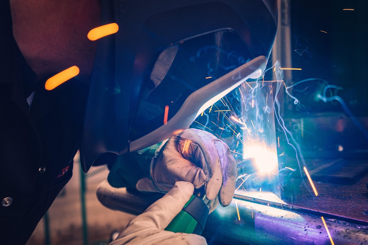 migatronic, welding, speed glass, metal, work, industry, nature, tool, repair, tools, workshop, production, stole, equipment, service, machine, mechanical engineering, iron, building, technology, workers, garden, craft, handyman