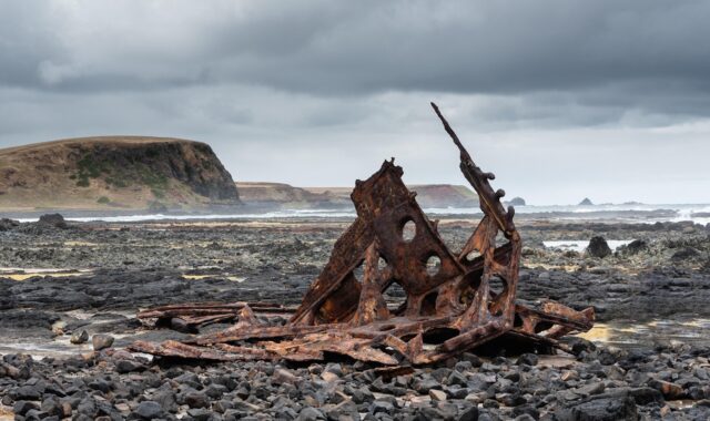 ss speke shipwreck, beach, australia, kitty miller bay, nature, phillip island, shipwreck, coastline, coast, overcast, cloudy day