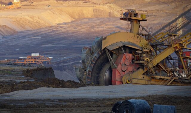 excavator, wheel, extraction, coal, strip-mine, coal mining, industry, mine, doly, large machine, surface, earth, surface mining, mining, mine, mining, mining, mining, mining, mining