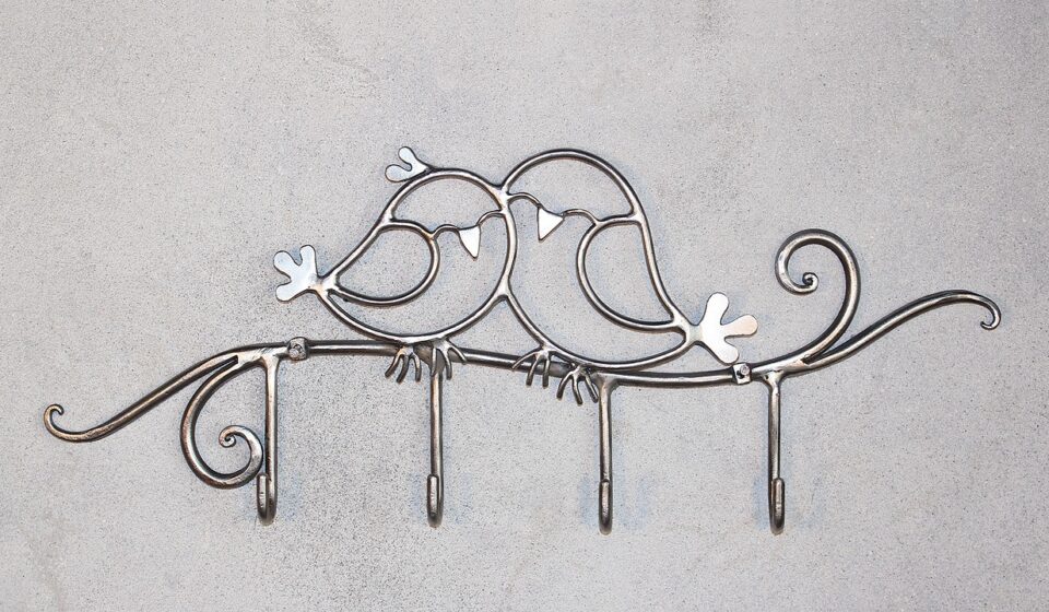 hanger, housekeeper, metal, hanger, hanger, hanger, hanger, hanger