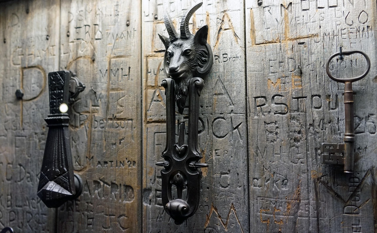 door knocker, capricorn, decorated, key, antique, old, fitting, metal, door knocker, capricorn, capricorn, capricorn, capricorn, capricorn, key, key