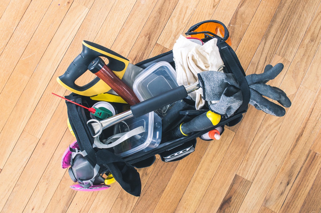 wood, carpenter, equipment, tools, tool bag, toolkit, construction, tool, carpentry, woodwork, manual, repair, professional, craftsman, saw, woodworking, renovation, tool bag, tool bag, toolkit, toolkit, toolkit, toolkit, toolkit