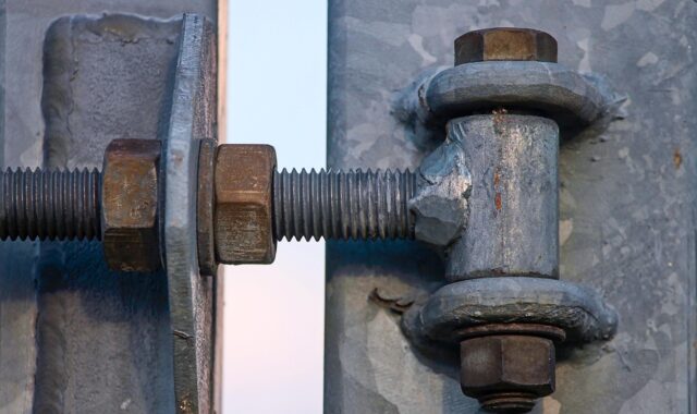screw, hinge, thread, metal, fence, flexible, welded, nuts, rusty, frame joint, surface, rust, weathered, material, iron, metal thread, old, metal fitting, corrosion, door, gate, hinge, hinge, hinge, hinge, hinge