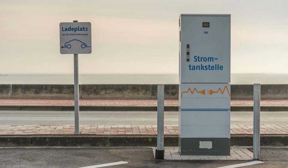 charging station, e mobility, energy, loading column, electric car, e-mobile, e car, electric mobility, traffic turning, electric drive, electricity, loading possibility, gas station, battery, load time, environment, e-gas station, mobility, electro, charging station, charging station, charging station, electric car, electric car, electric car, electric car, electric car, battery, battery, battery